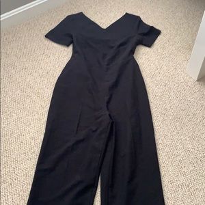 Criss cross back jumpsuit!